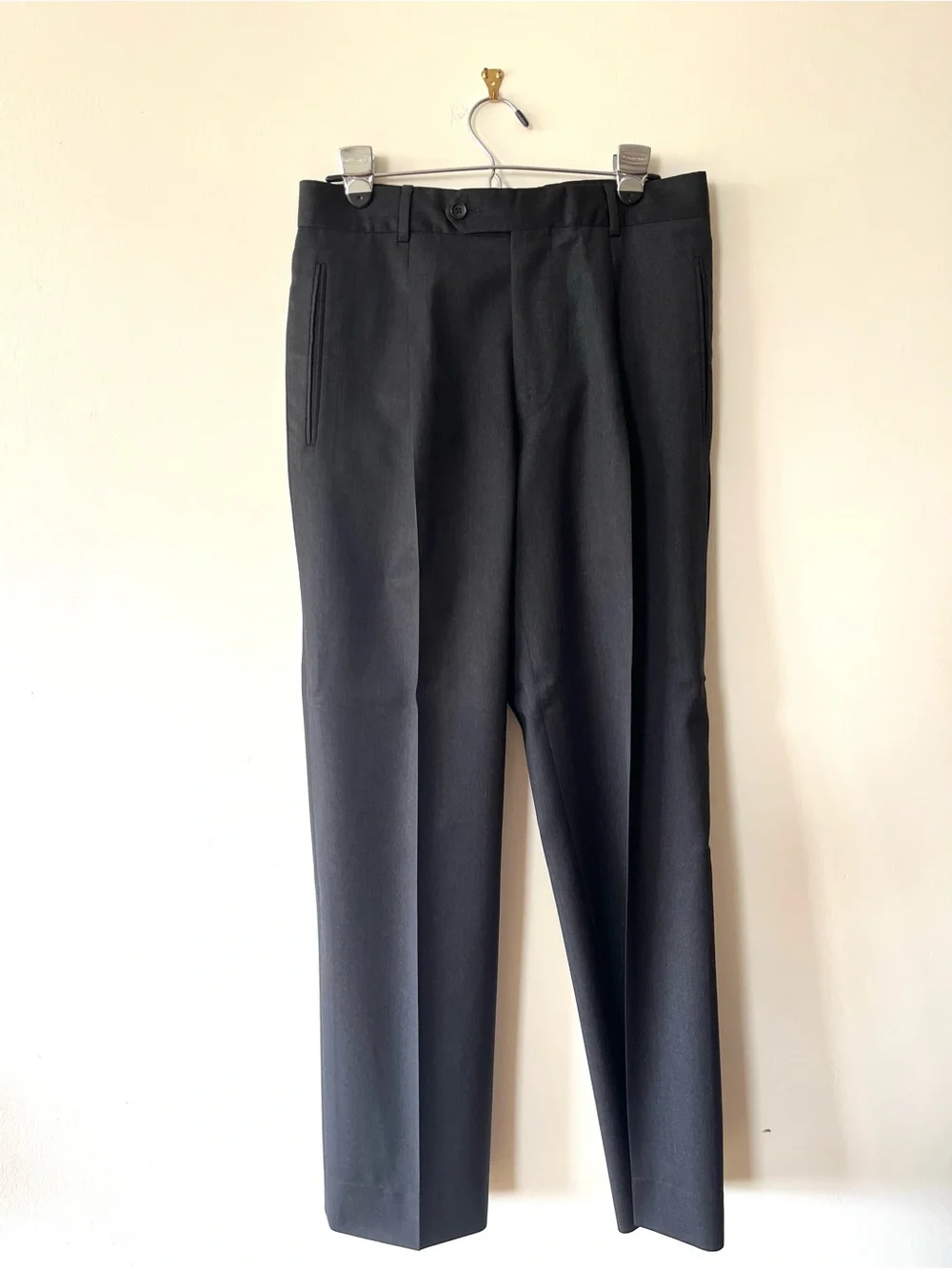 Hugo Boss Men's Two Piece Charcoal Gray Suit 36R W31 L30 Super 100 Wool Classic